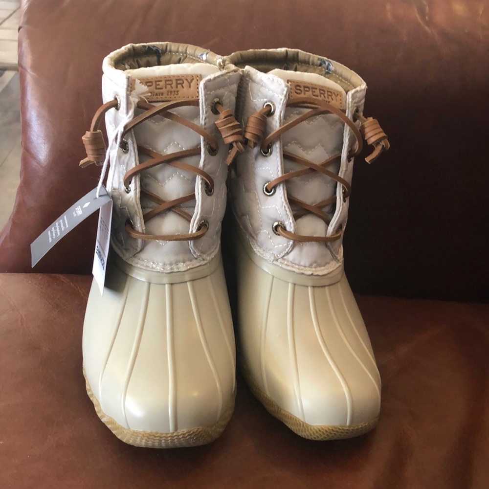 Sperry rain boots